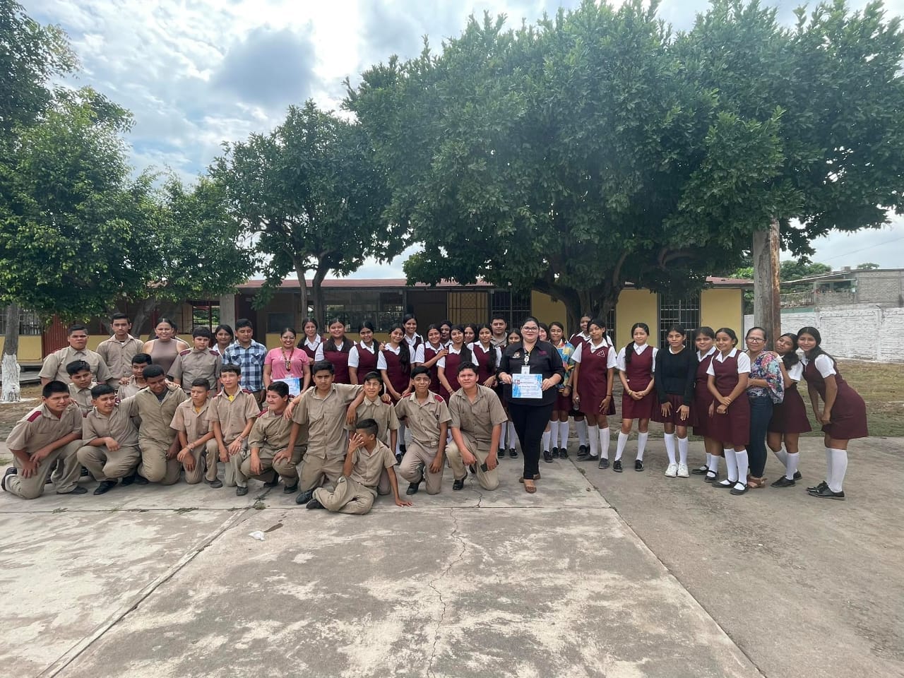 Charlas de prevención en el sector educativo sobre el tema 