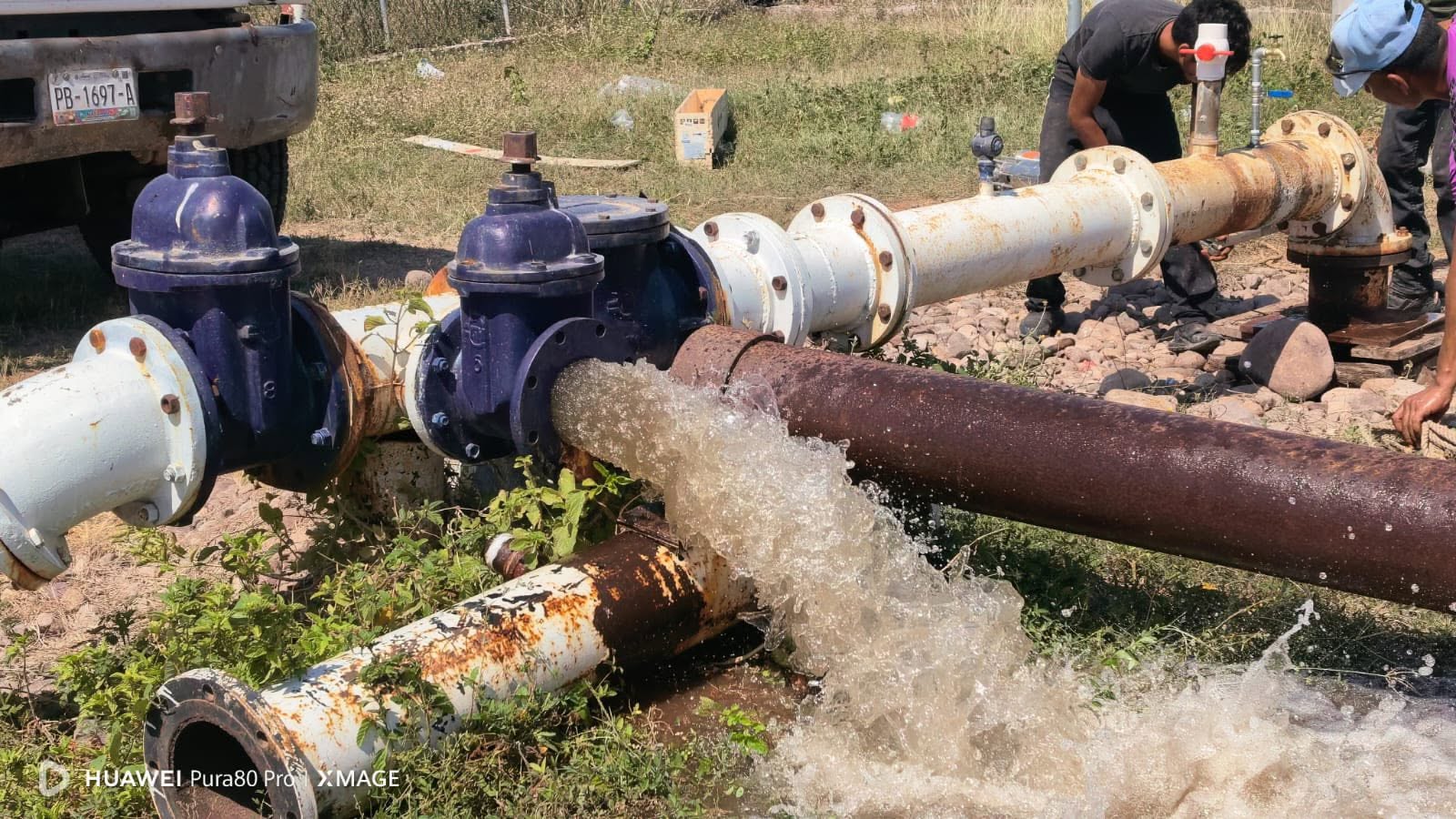 ¡buenas noticias para Tecuala! Queda instalada la bomba de agua del pozo “Los Remos”